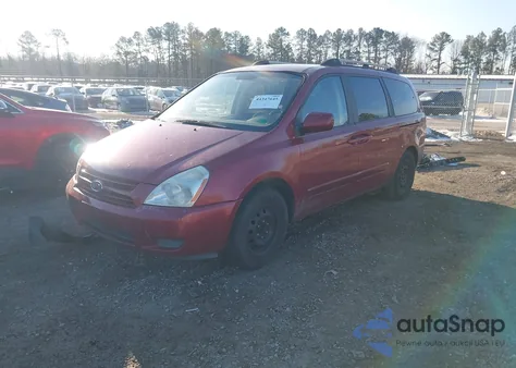 2008 Kia Sedona Lx z USA, uszkodzony, nr VIN KNDMB233186248053